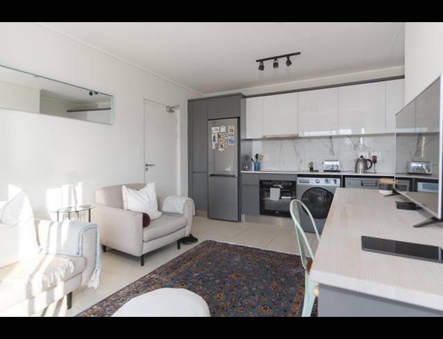 1 BEDROOM PROPERTY TO RENT IN THE HUNTSMAN